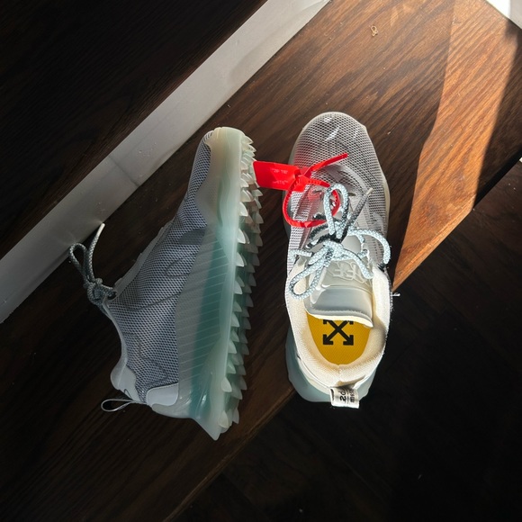 off-white sneakers - Picture 5 of 6
